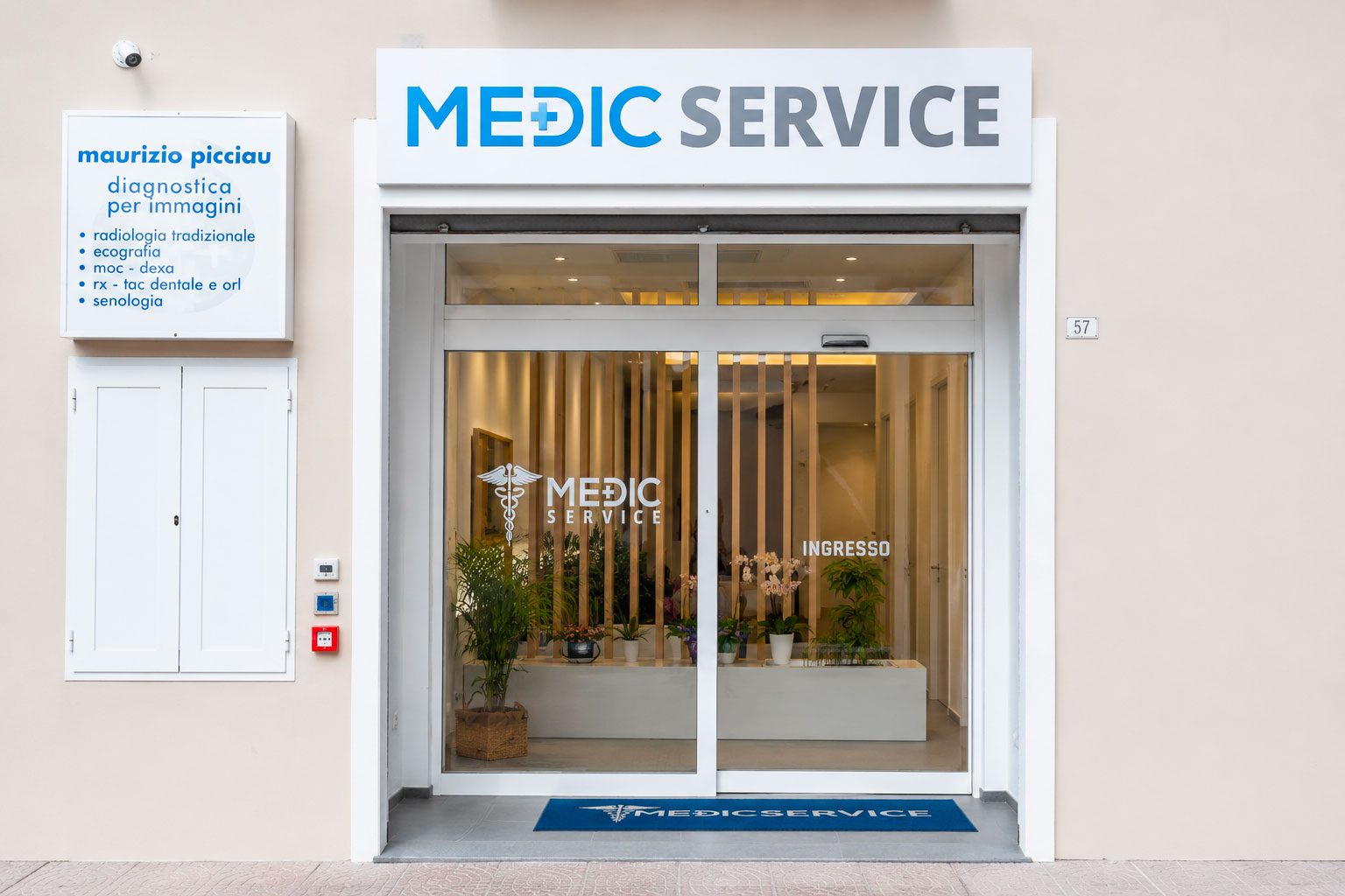 Ingresso Medic Service in Piazza Tharros 57, Oristano